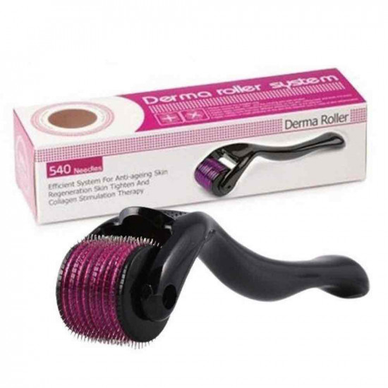 Derma Roller: brush with fine needles to restore skin youth